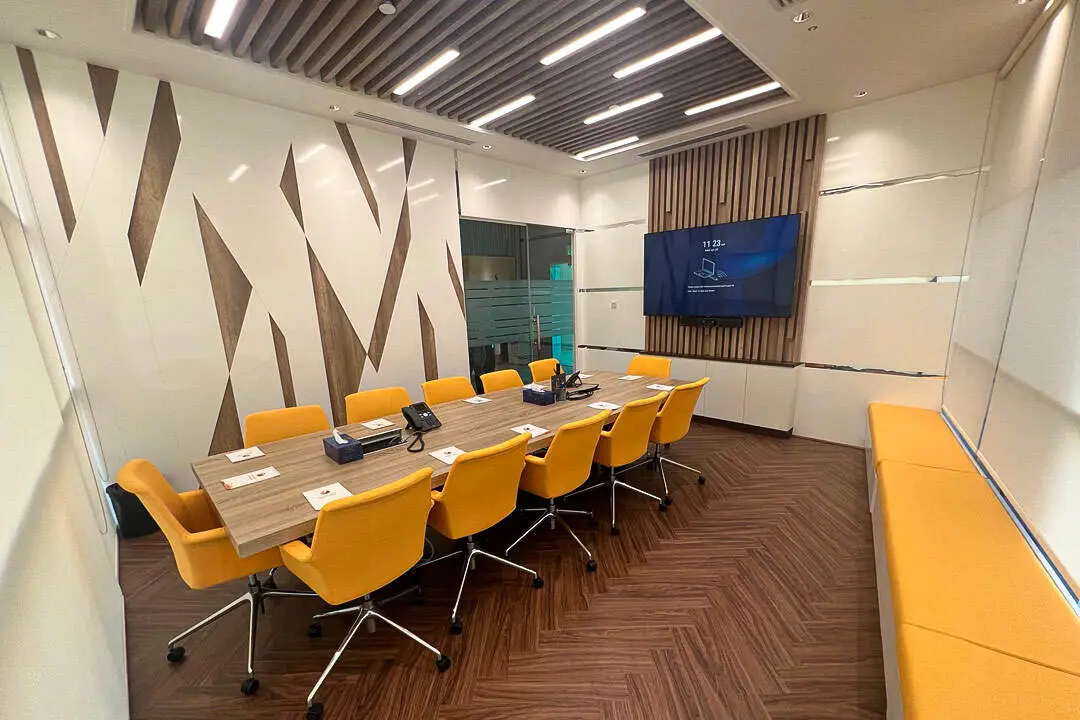 Retail space equipped with fitouts