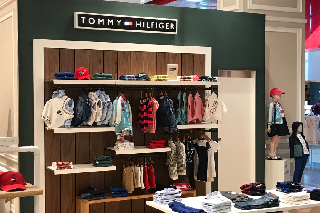 Tommy Hilfiger (2)