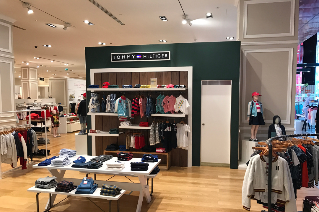 Tommy Hilfiger (3)